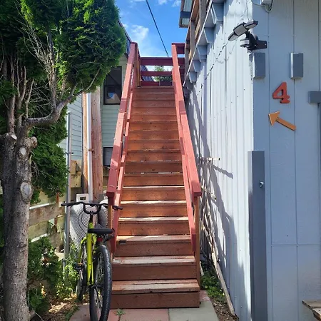 2Nd Floor Studio #4 With Ocean View And Covered Deck Blaine Exterior photo