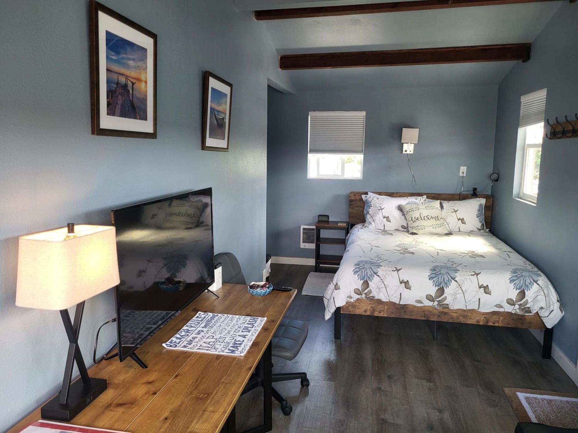 2nd Floor #4 With Ocean View And Covered Deck *