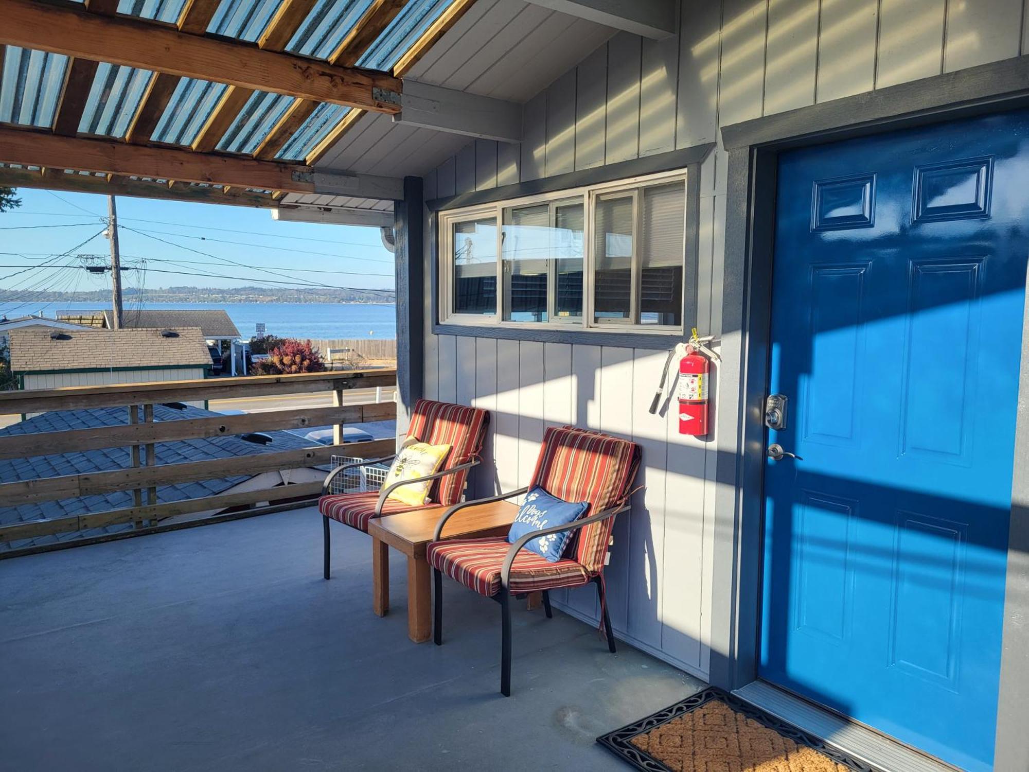2nd Floor #4 With Ocean View And Covered Deck Apartment Blaine