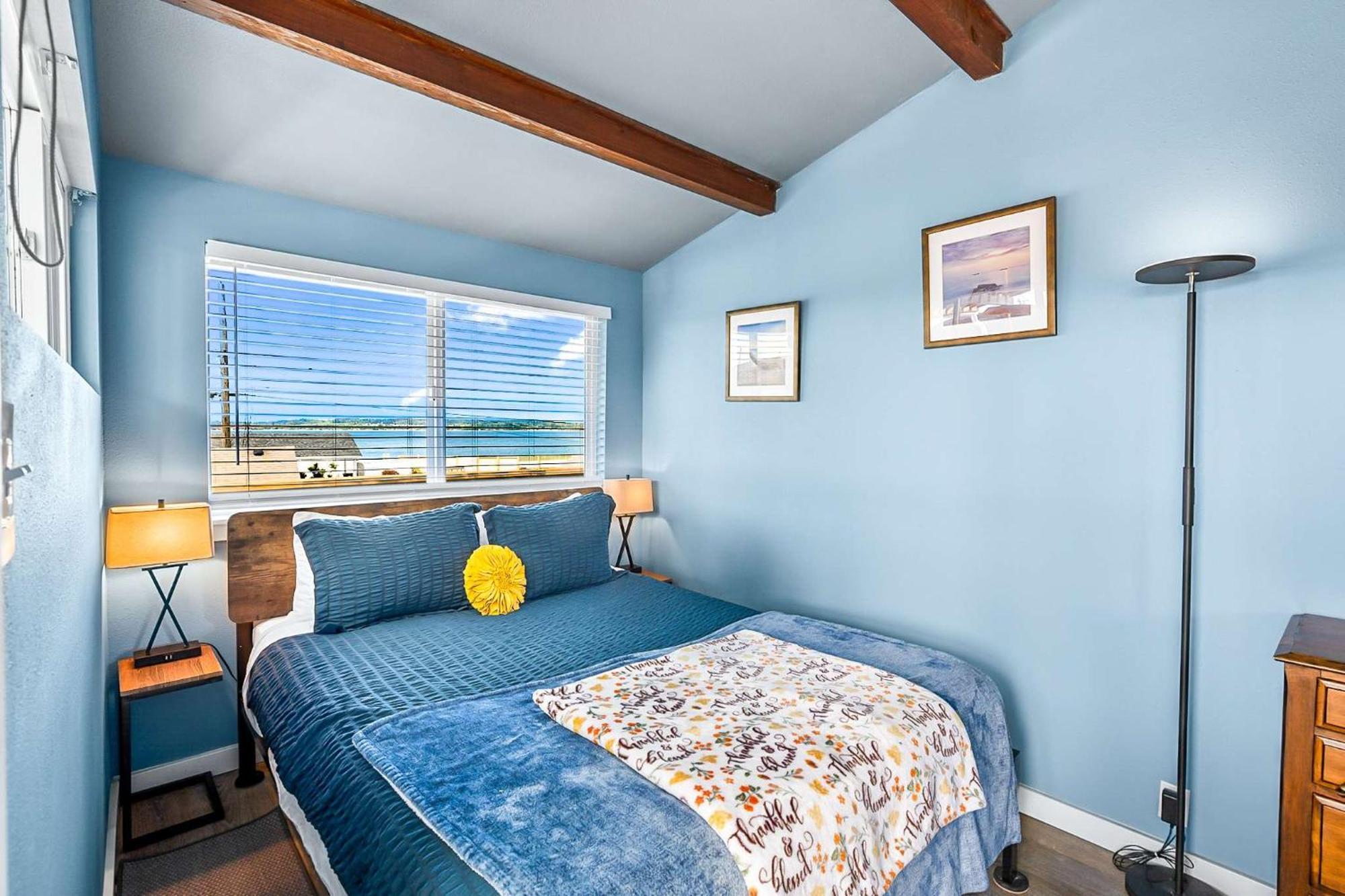2nd Floor #4 With Ocean View And Covered Deck Apartamento Blaine